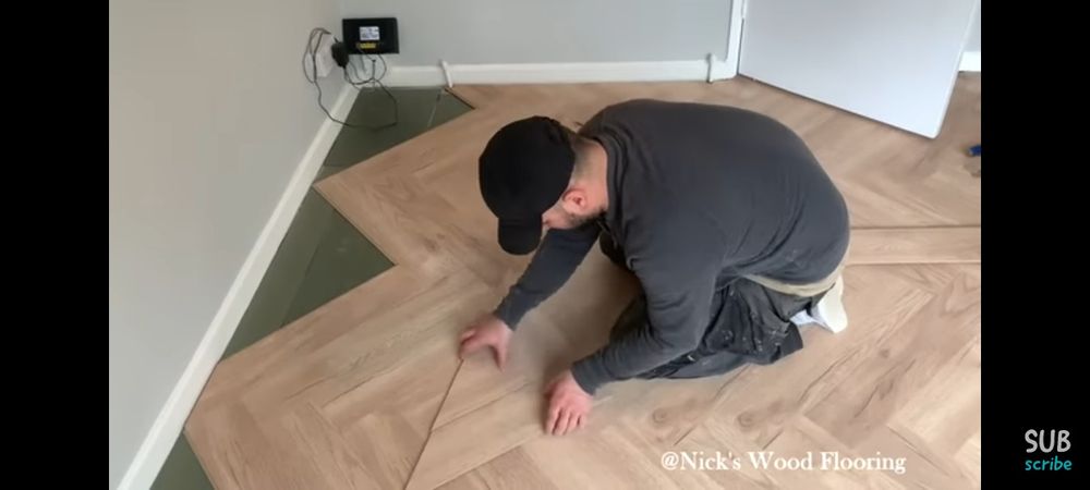 Кафельщик Гипсокартон Малярка Таркет Обой Любой сложности доделаем.