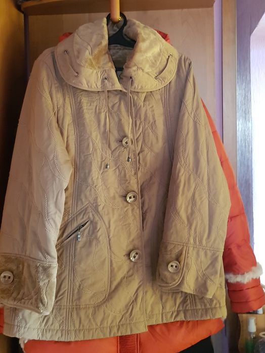 Продам 10 курток