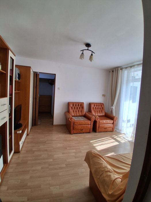 Inchiriez  apartament 2 camere