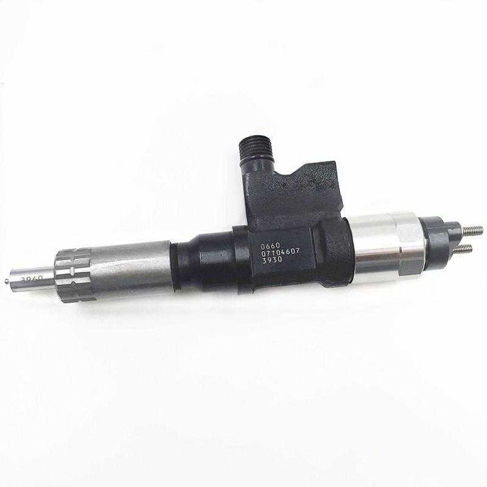 Продаём топливную форсунку DENSO для дизельных с системой Common Rail.