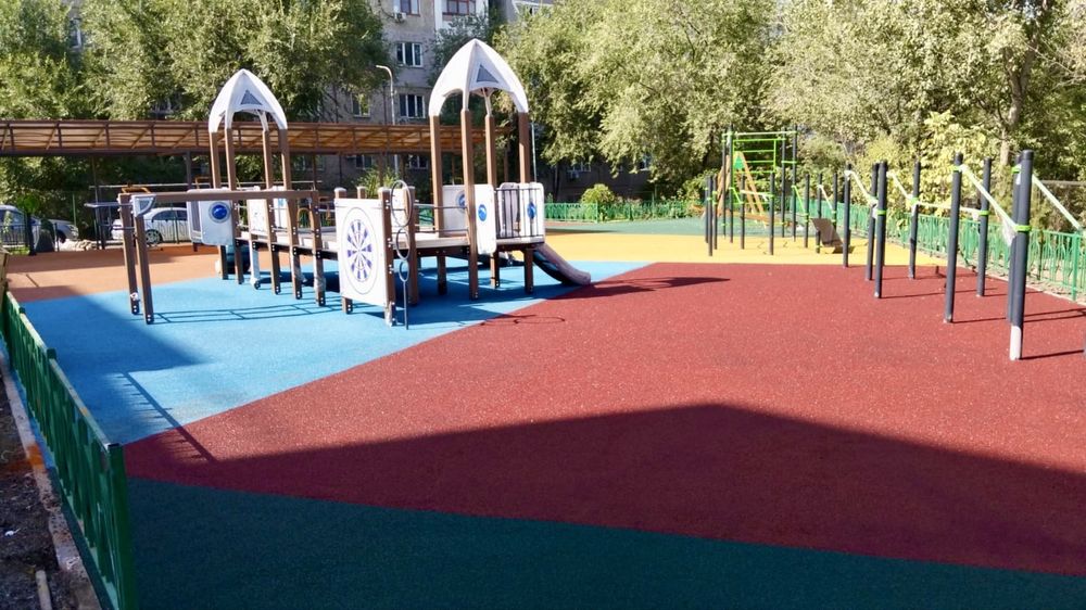 Тартан Резиновое покрытие