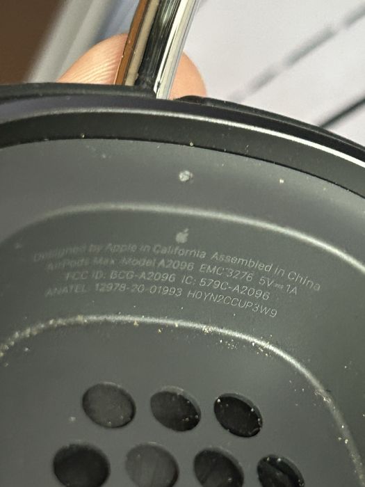 Продам airpods max оригинал