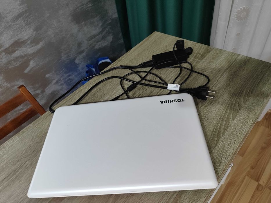 Laptop Toshiba pentru piese