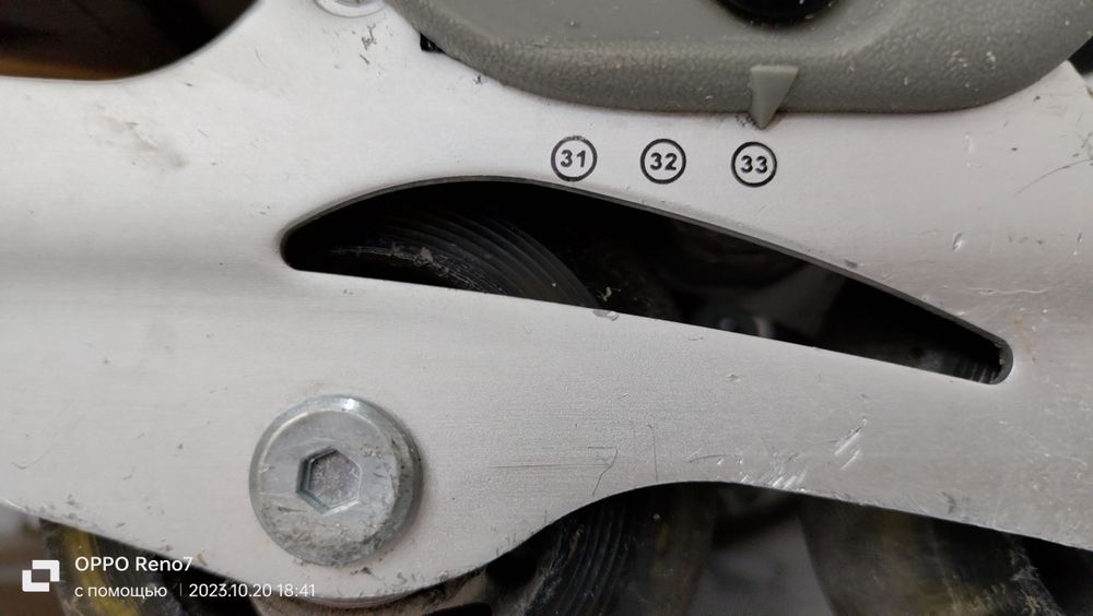 Роликовые коньки для ребенка.