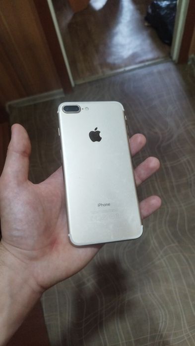 iPhone 7 plus состояние хорошее