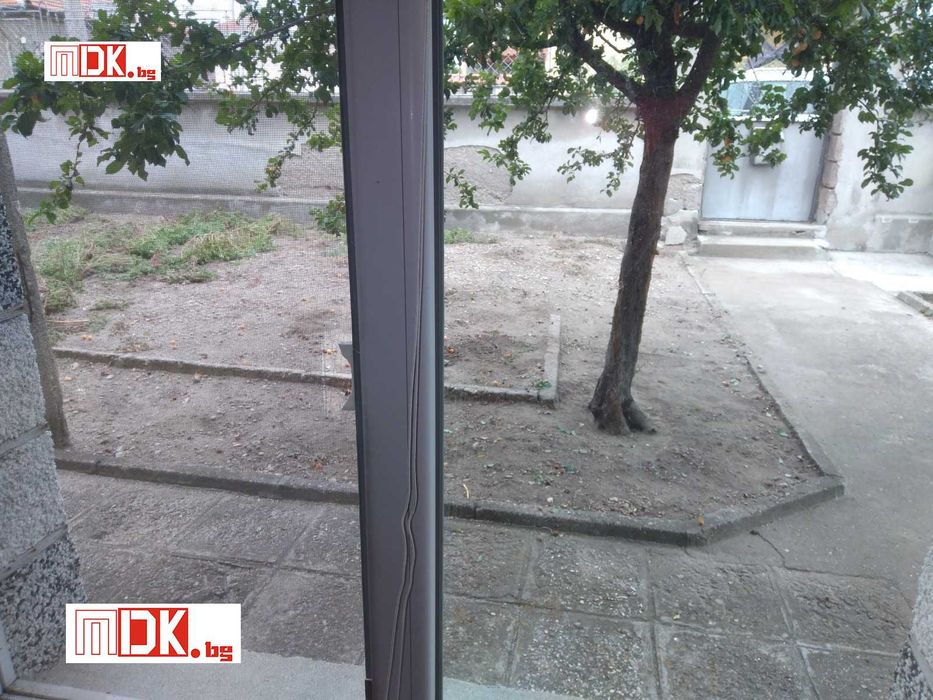 Продава се Къща в Първомай - 100 кв.м за 570 €/кв.м - Снимка #13