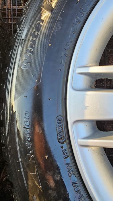 Set Roti Jante Audi Q3 Anvelope iarna 215. 60. 17