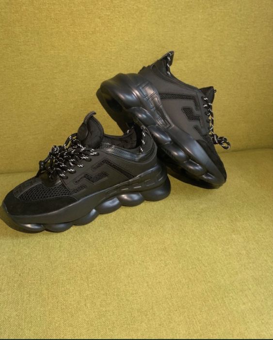 Versace Chain Reaction