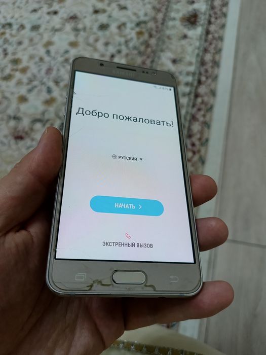 Продам Samsung Galaxy J 5