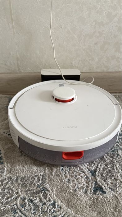 Продам робот пылесос сяоми