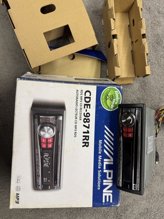 Radio cd-mp3 ALPINE + Radio cassete BLAUPUNKT