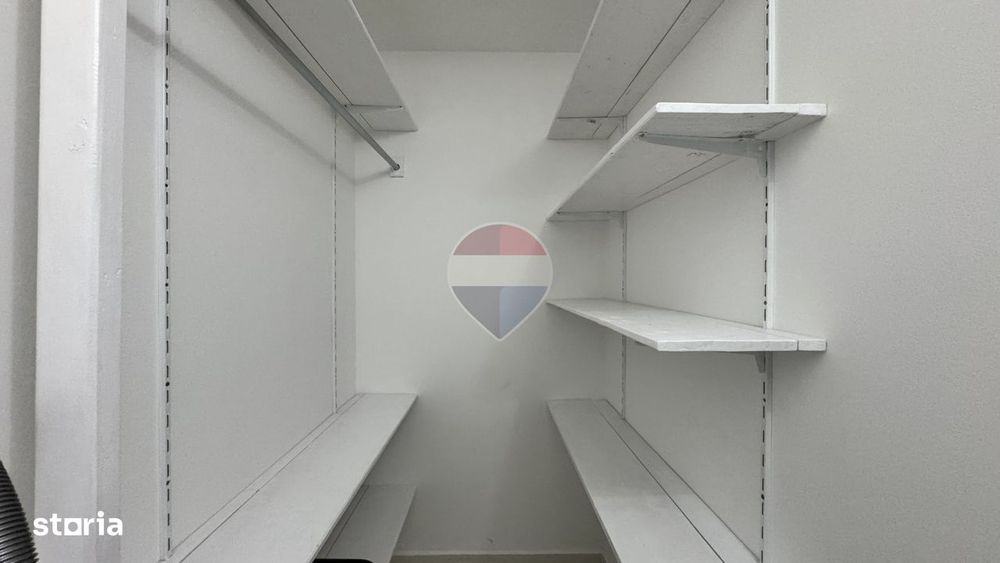 Apartament de închiriat, 2 camere, zona BMW, Floresti