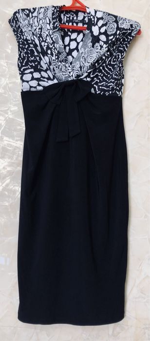 Женская одежда , платья