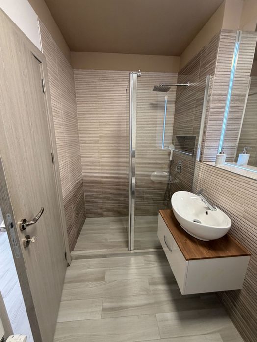 Apartament 2 camere bloc nou, centru