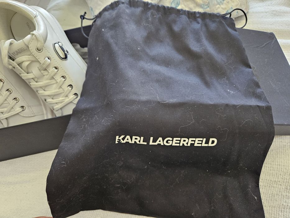 Продам кроссовки Карл Лагерфельд