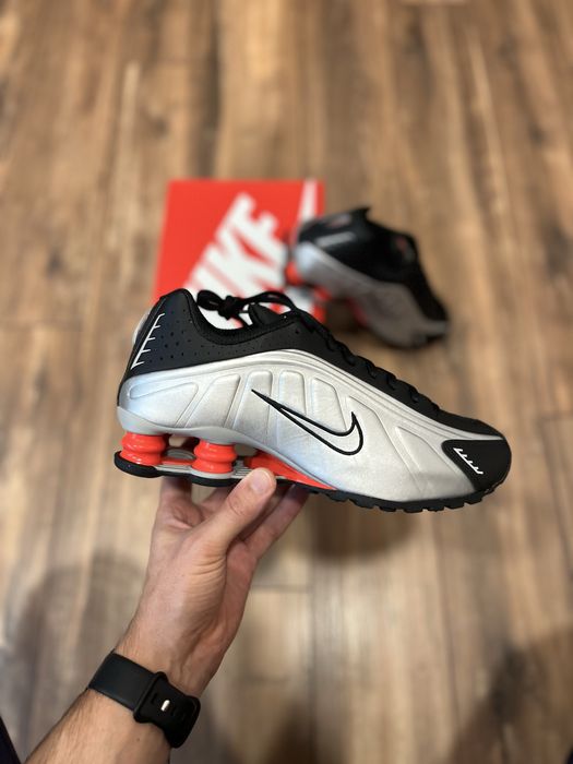 Nike SHOX R4 BV1111-008