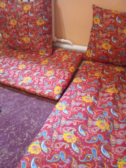 Продам корпешки большие  подушки