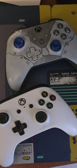 Consola xbox one X 1tb Ed limitata