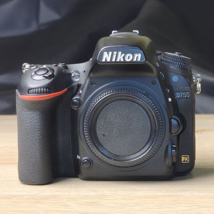 Nikon z30/d750/d7200/d7100/80-200mm/17-50mm/12-24mm/50mm/18-35mm