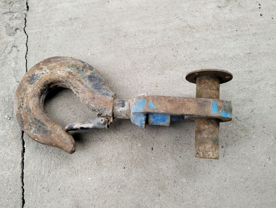 Продам крюк на манипулятор