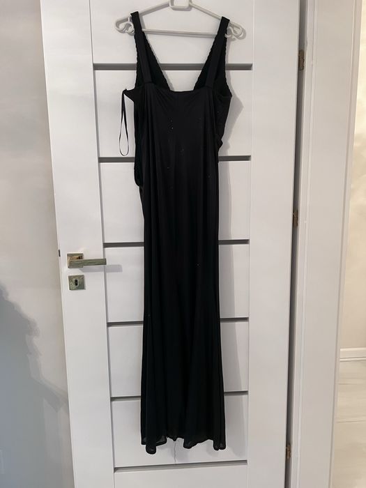 Rochie neagră de nuntă