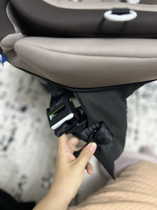 Автокресло продам