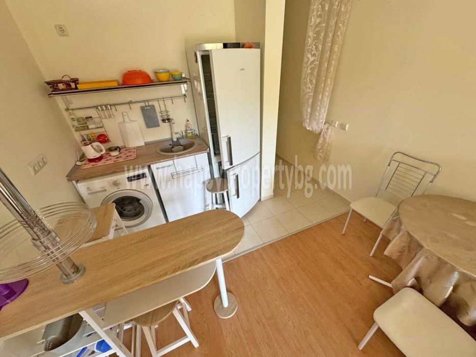 Продава се Двустаен апартамент в Свети Влас - 74 кв.м за 1027 €/кв.м - Снимка #3