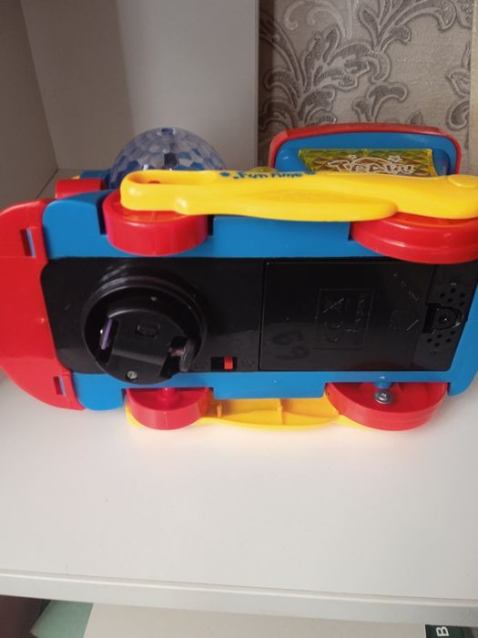 Поезд интерактивная игрушка