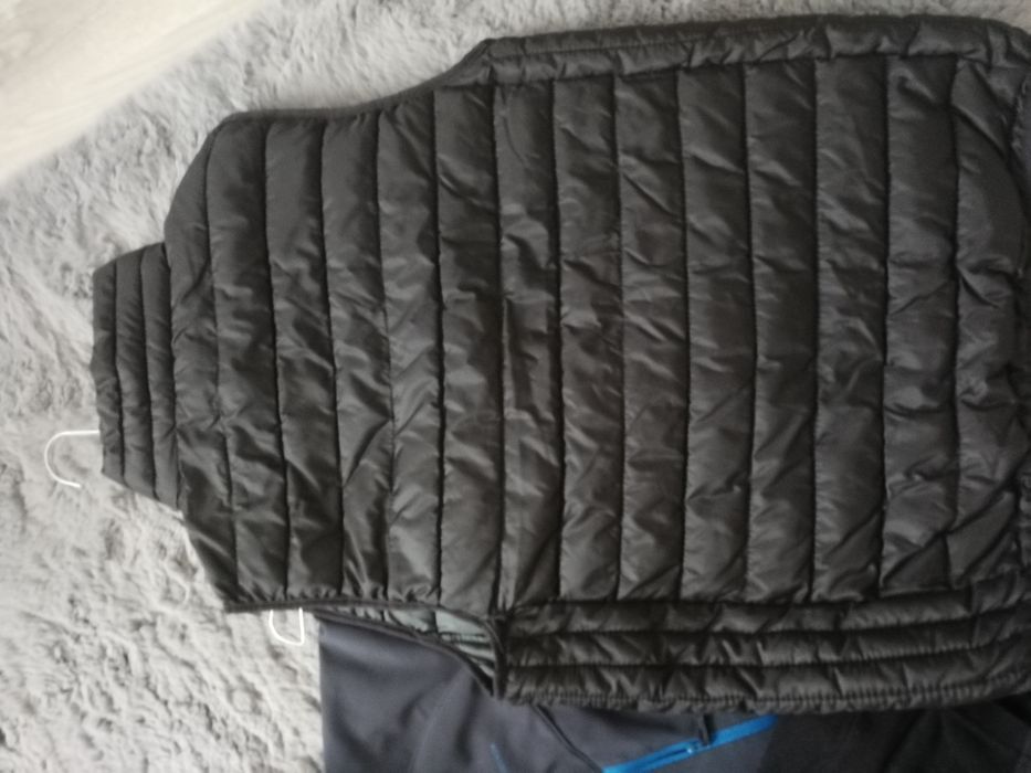 Lot haine sport:Geaca sport, vesta, polar 8-10ani