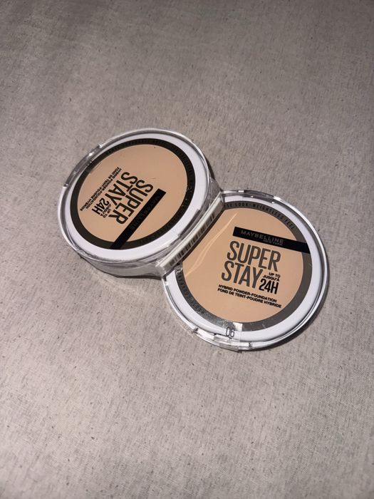 Пудра за лице Maybelline superstay 24h