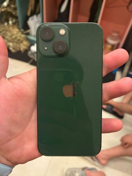 Iphone 13 mini ..