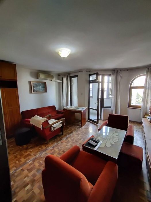 Продава се Двустаен апартамент в Бургас, Възраждане - 65 кв.м за 1693 €/кв.м - Снимка #1