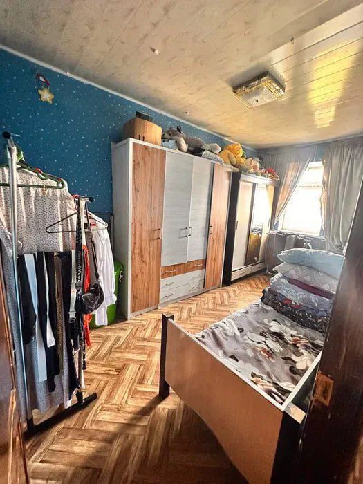 3/7/9. Сергели 1, Янгихает р-н. Метро "Chinor" - 300 м. Квартира 70 м²