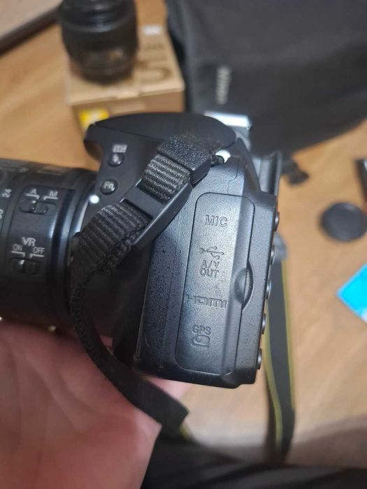 Nikon D3200 + 35mm 1.8 + 18-55mm + филтри – комплект или по отделно