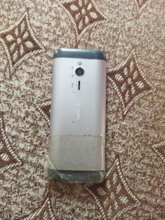 Продам Нокия 230 и Самсунг j2