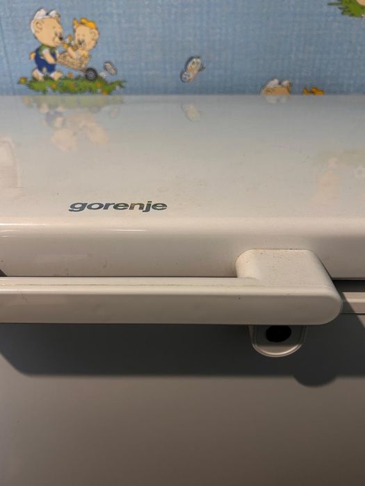 Продается морозильная камера