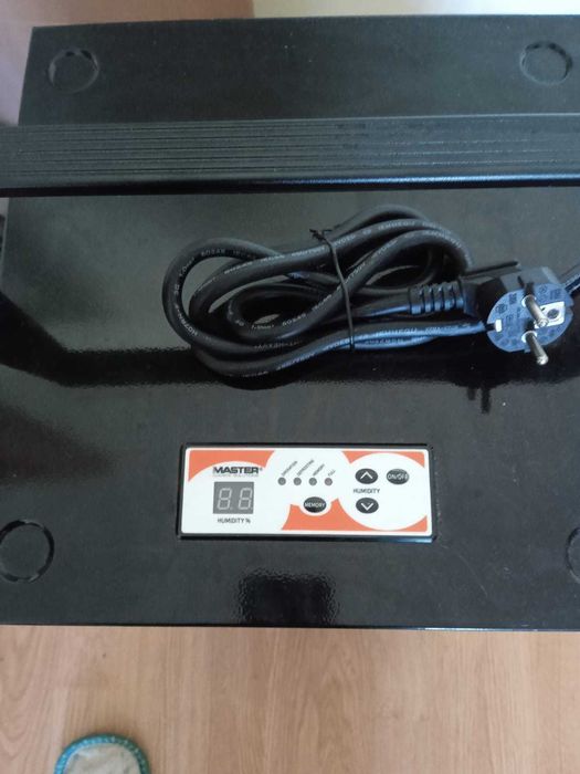 Dezumidificator profesional,Master ,acopera 200 mp , 42 db silentios.