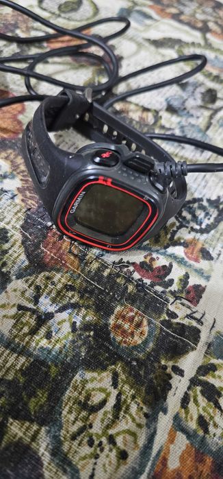 ceas sport Garmin Forerunner 10 garmin vivosmart hr