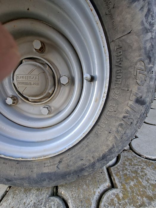 Vand remorca 3.5t basculabila