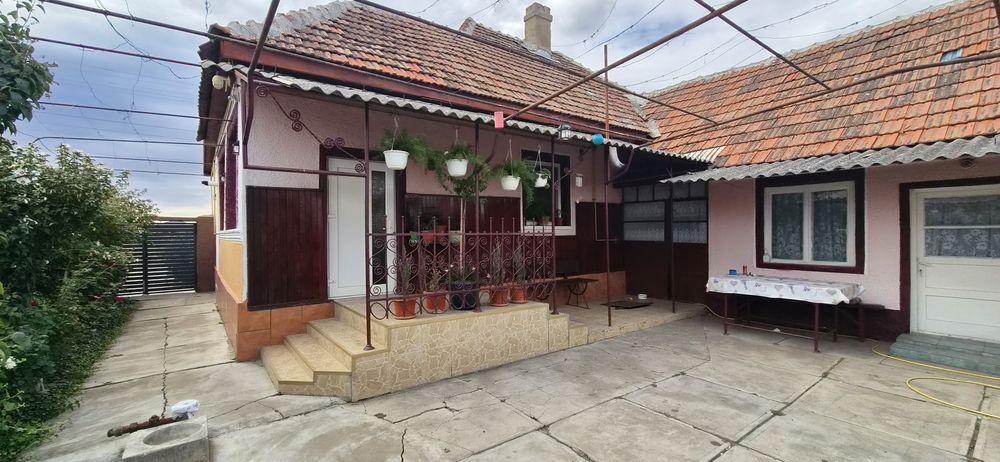 Casa De Vanzare Sofronea