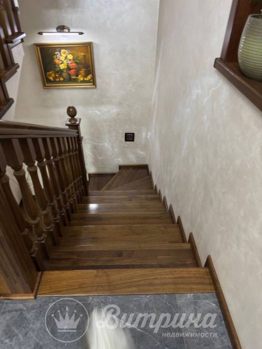 3-х комнатный коттедж, с ремонтом отличная локация