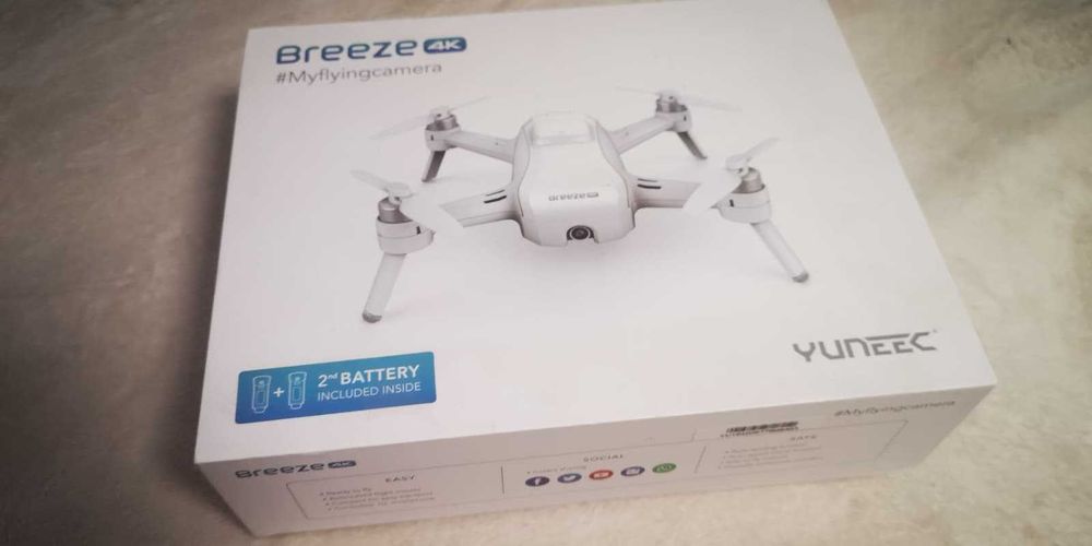 Dronă Yuneec Breeze 4K + Controller FPV Yuneec Breeze, Control Avansat