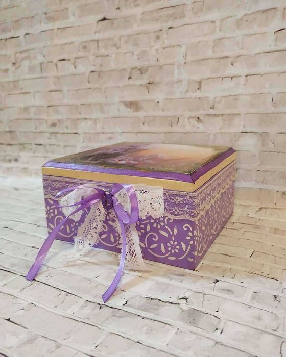 Шкатулка "Весенние ирисы"