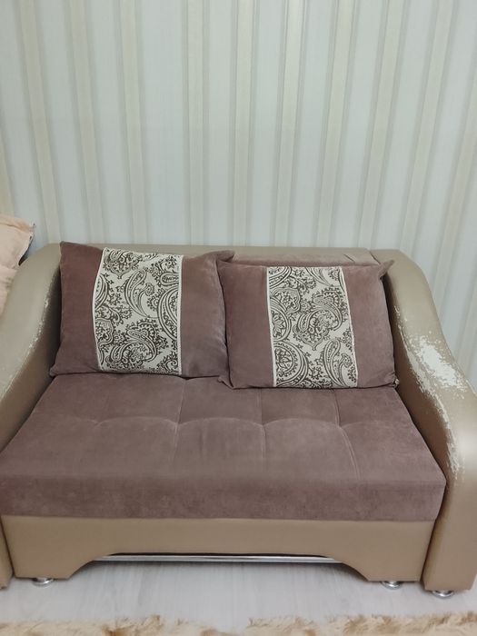 Диван раскладной б/у