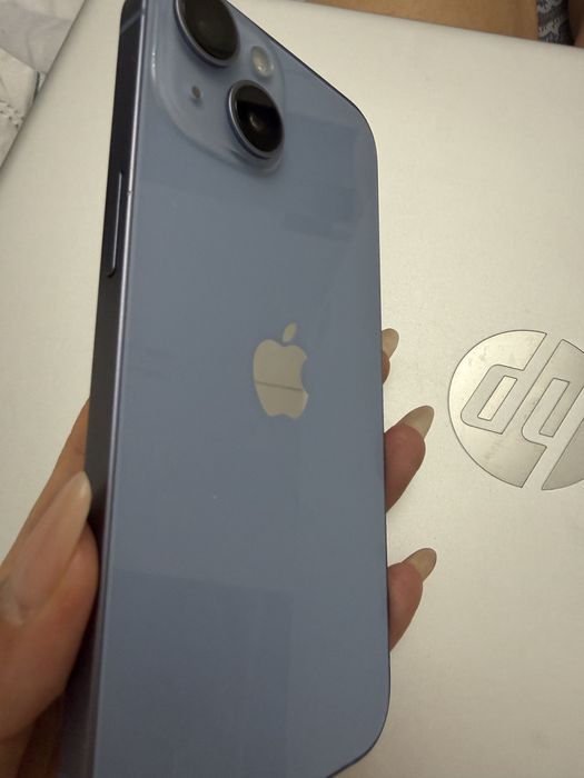 Продам Iphone 14