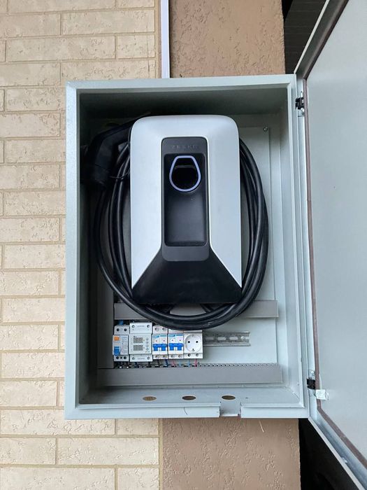 Установка электромобиль зарйадчик