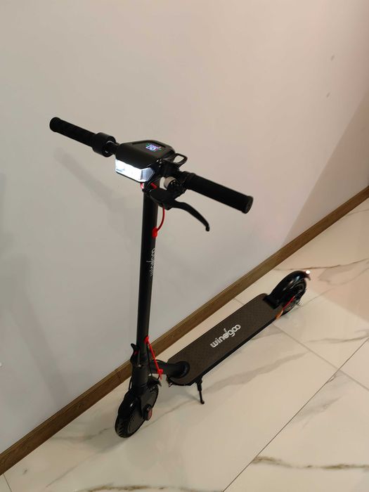 Windgoo M12 електрическа тротинетка