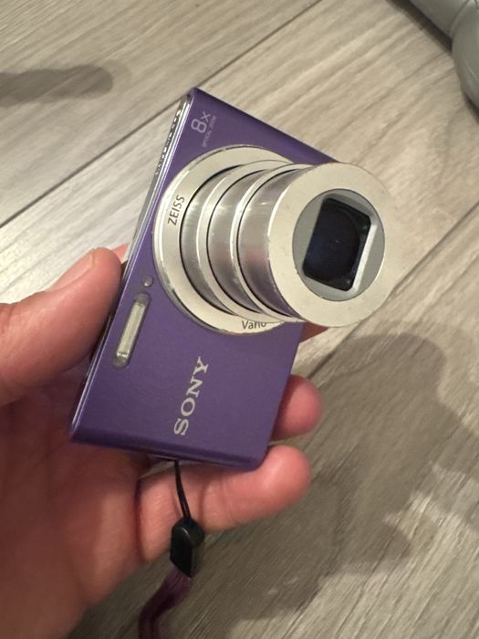 Aparat sony dsc w830  20.1 megapixeli 8x