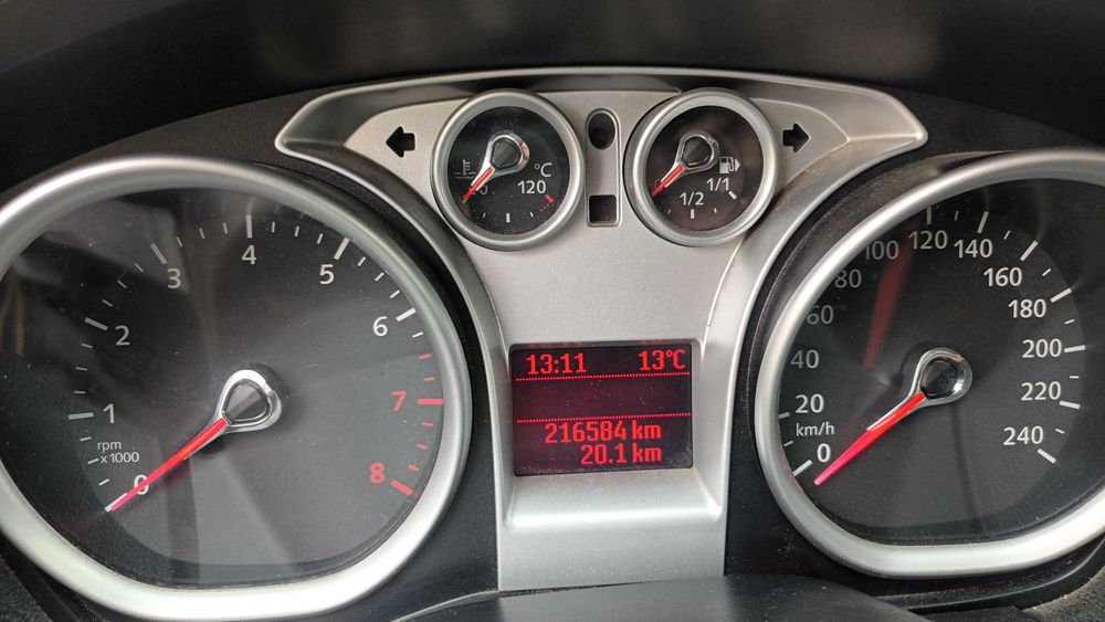 Ford Focus MK2.5  1.6 Ghia 2010 г. с газова уредба София