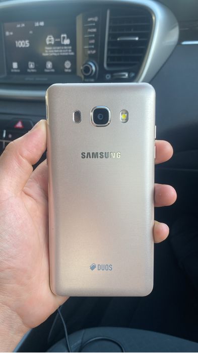 Саумуснг Galaxy J5 (2016)